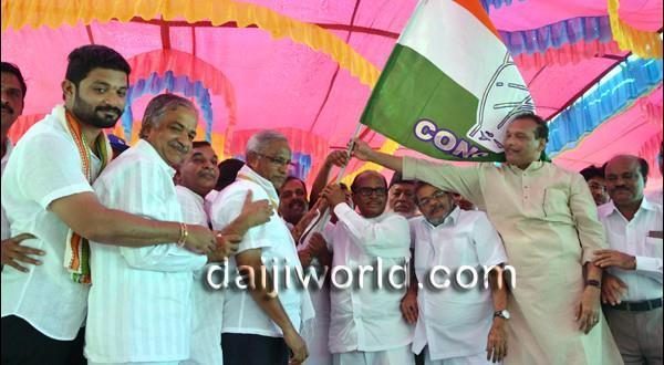 Mangalore: Congress takes out padayatra for ‘building strong nation’