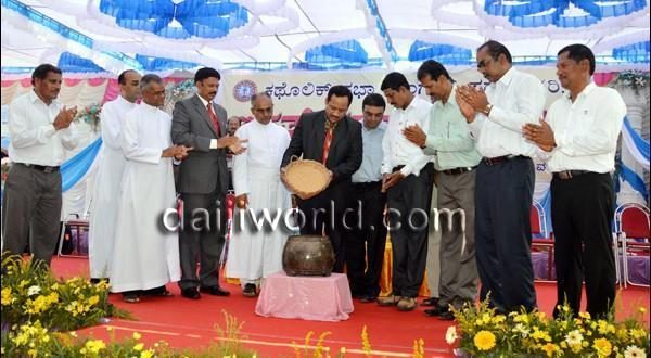 Mangalore: Catholic Sabha convention focuses on strengthening communityMangalore