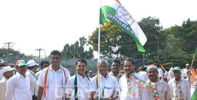 Mangalore Poojary's campaign ends on a high note at Urwa market