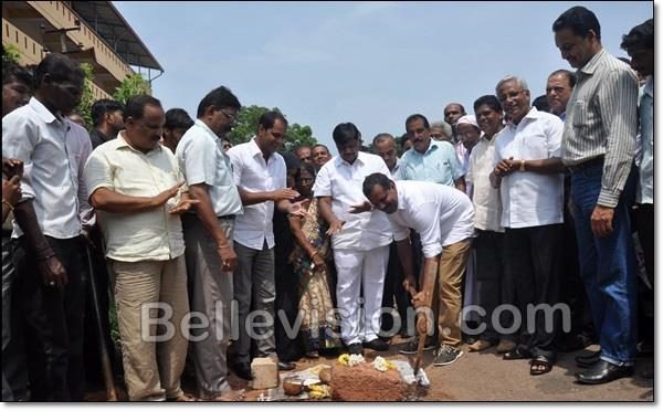 Mangalore: PWD Minister lays foundation to widen Ullal – Mani Linking Road