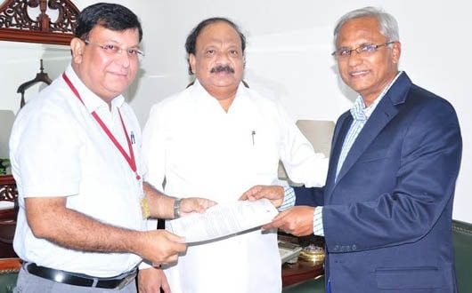 Kuwait-Mangalore flight: Lobo, Baig meet Air India MD, aviation minister