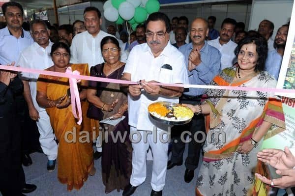 Mangaluru: Karavali Utsav off to a grand start, speakers call for harmony