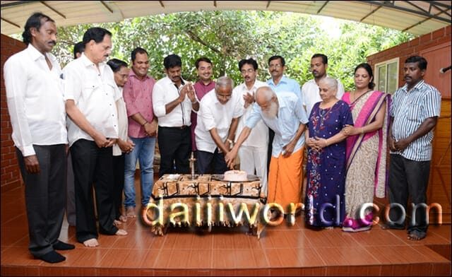 Mangaluru: J R Lobo celebrates birthday at old age home