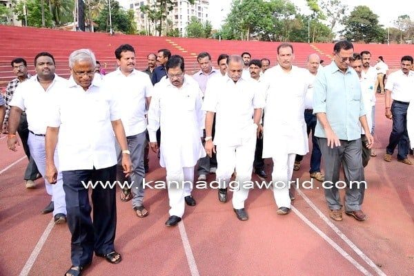 Preparations for national level Athletics Federation Cup – KPCC president Parameshwar inspects Mangala Stadium