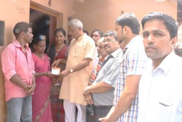 M’luru: Youth Congress donates for medical treatment of ailing son